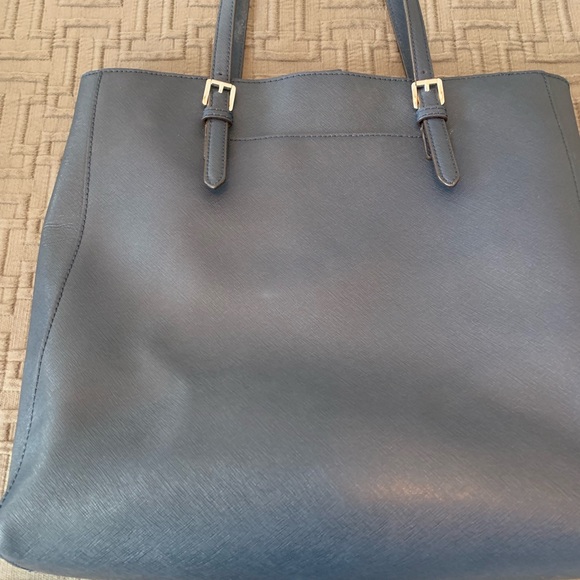 Authentic Michael Kors Bag - Picture 2 of 8